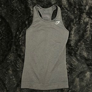 Gymshark Racer Back athletic wear. Looks super cute on :)